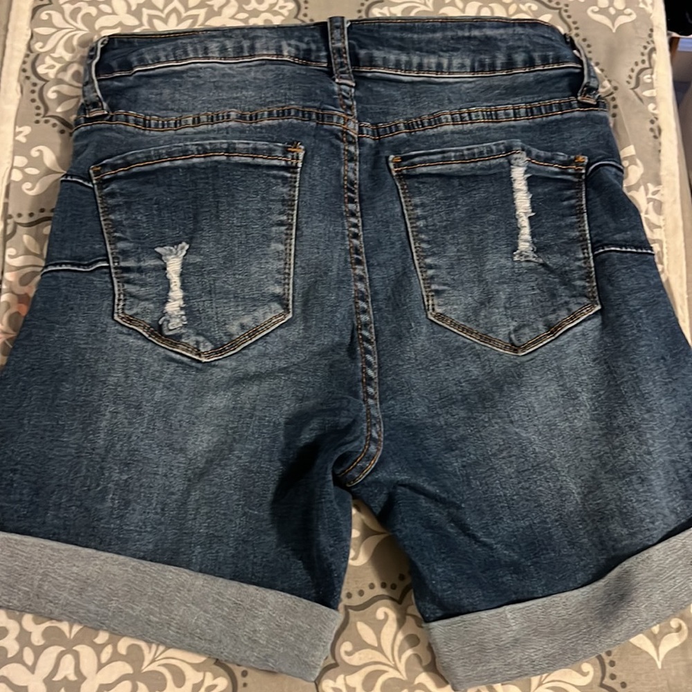 S.O.N.G. Curvy shorts size 1 - Picture 2 of 3